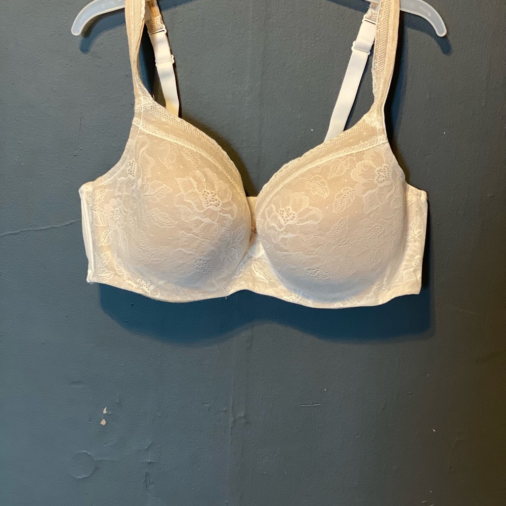 Cacique lightly lined Balconette 42DD bra